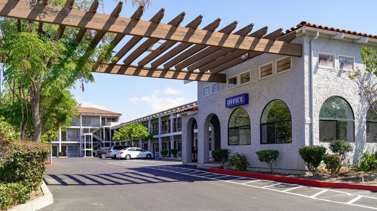 Rodeway Inn Milpitas Near Great Mall المظهر الخارجي الصورة